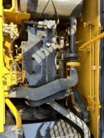 Caterpillar 323D2 excavator - Image 7