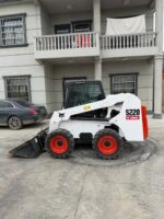 Bobcat S220 skid loader