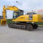KOMATSU PC400 excavator