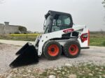 Bobcat S450 skid loader