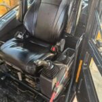 HYUNDAI 210W-9 wheel excavator - Image 2