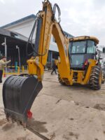 Caterpillar Backhoe loader CAT420F - Image 4