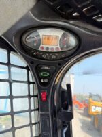 Bobcat S630 skid loader - Image 6