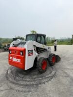 Bobcat S220 skid loader - Image 5
