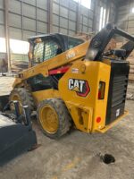 Caterpillar 262D Skid Loader - Image 4