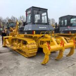 SHANTUI SD16 bulldozer - Image 2
