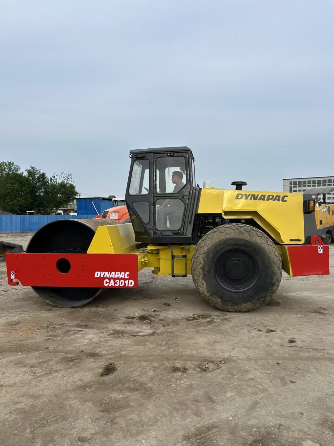 DAYAPAC CA301D roller DAYAPAC CA301D roller - Image 1