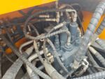 HYUNDAI 305LC-9T excavator - Image 6