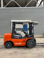 HELI H2000 30 forklift - Image 3