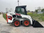 Bobcat S450 skid loader - Image 7