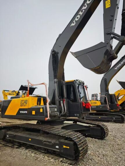 Volvo EC240excavator