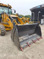 Caterpillar Backhoe loader CAT420F - Image 9