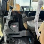 Cartpillar 305.5E2 excavator - Image 9
