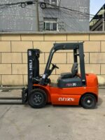 HELI H2000 25 forklift