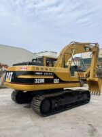 Caterpillar 320B excavator