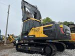 Volvo EC210 excavator - Image 3