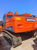 Doosan DX225LC-9C excavator - Image 4