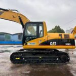 Caterpillar 320CL excavator