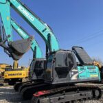 KOBELCO SK200D excavator