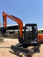 Doosan DH55 excavator