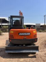 Doosan DH55 excavator - Image 6
