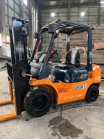 Toyota 7F 3-ton forklift - Image 3