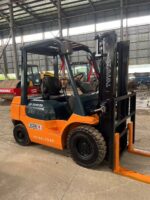 Toyota 7F 3-ton forklift - Image 4