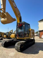 Caterpillar 323 excavator - Image 4