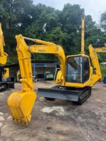 KOMATSU pc60 crawlerl excavator - Image 9