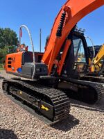 Hitachi ZAXIS 120 excavator - Image 3