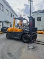 TCM 7-ton forklift - Image 2