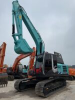 Hitachi ZAXIS 200-5A excavator